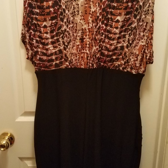 B Smart Dress - Picture 2 of 3